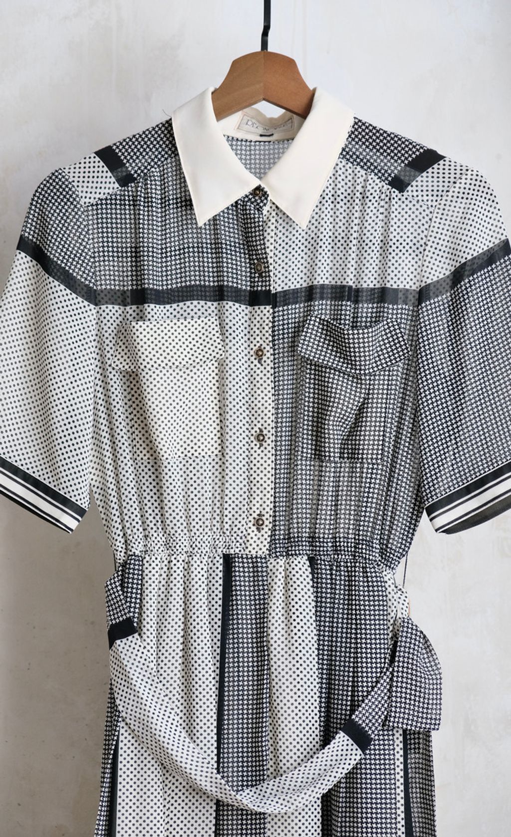 B78C82CE-D6EB-4005-B1F5-F49C50E293AC_1_105_c