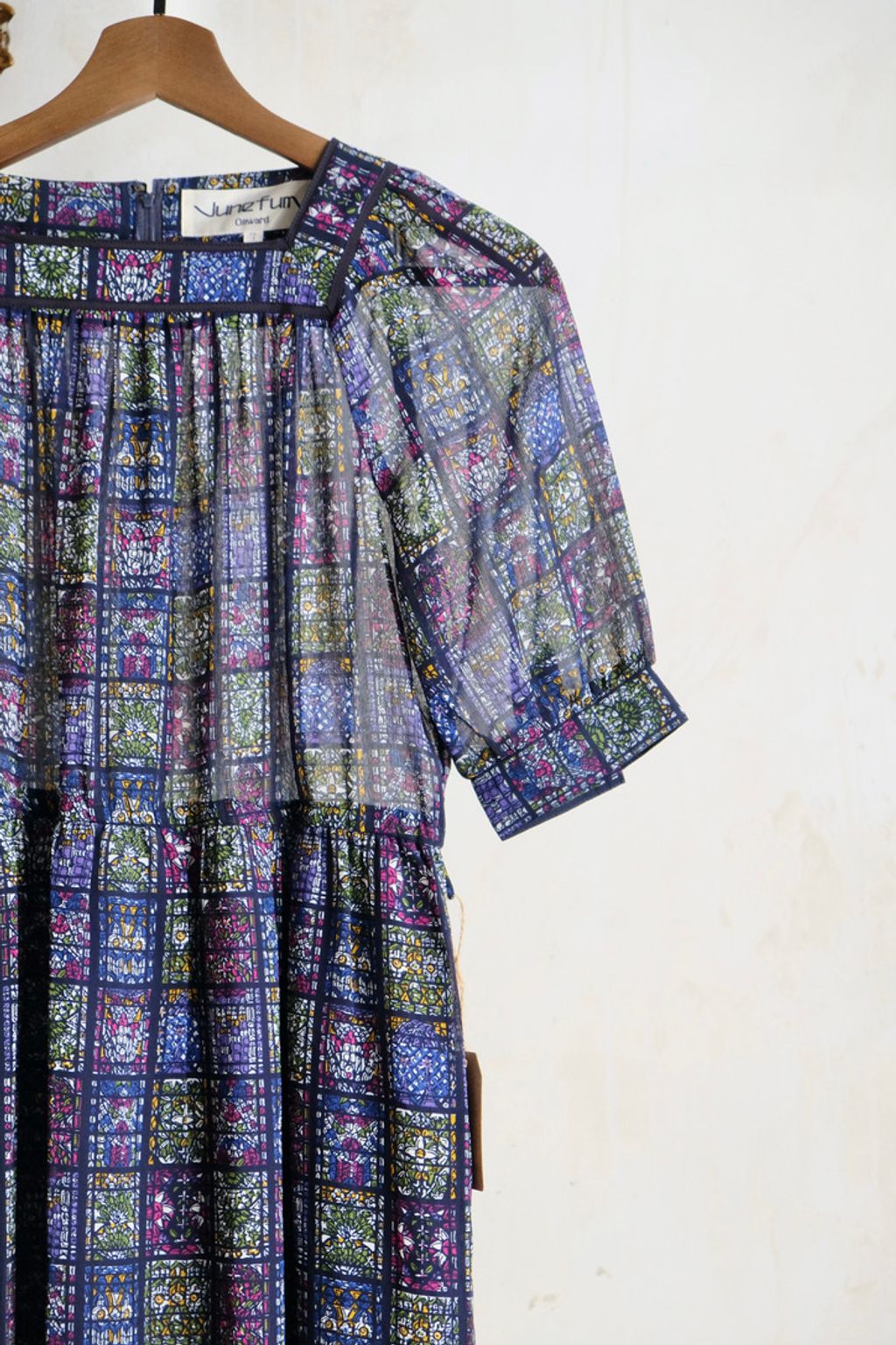 F6F00AF5-1BFA-4326-9C9C-93F278D52CD3_1_105_c