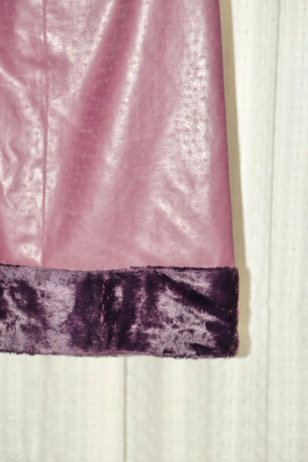 A3F7D8F2-6072-47DA-9C5C-464174F13D45_1_105_c