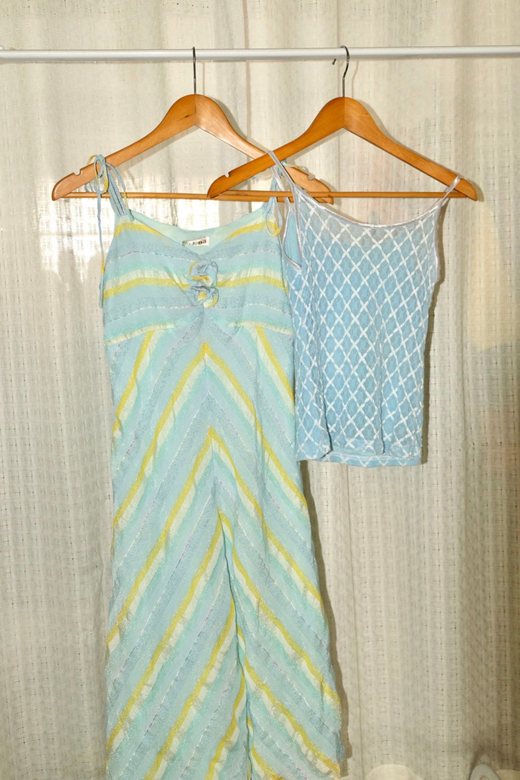 CB856743-CD14-4A84-9FD1-3A288DF34C62_1_105_c