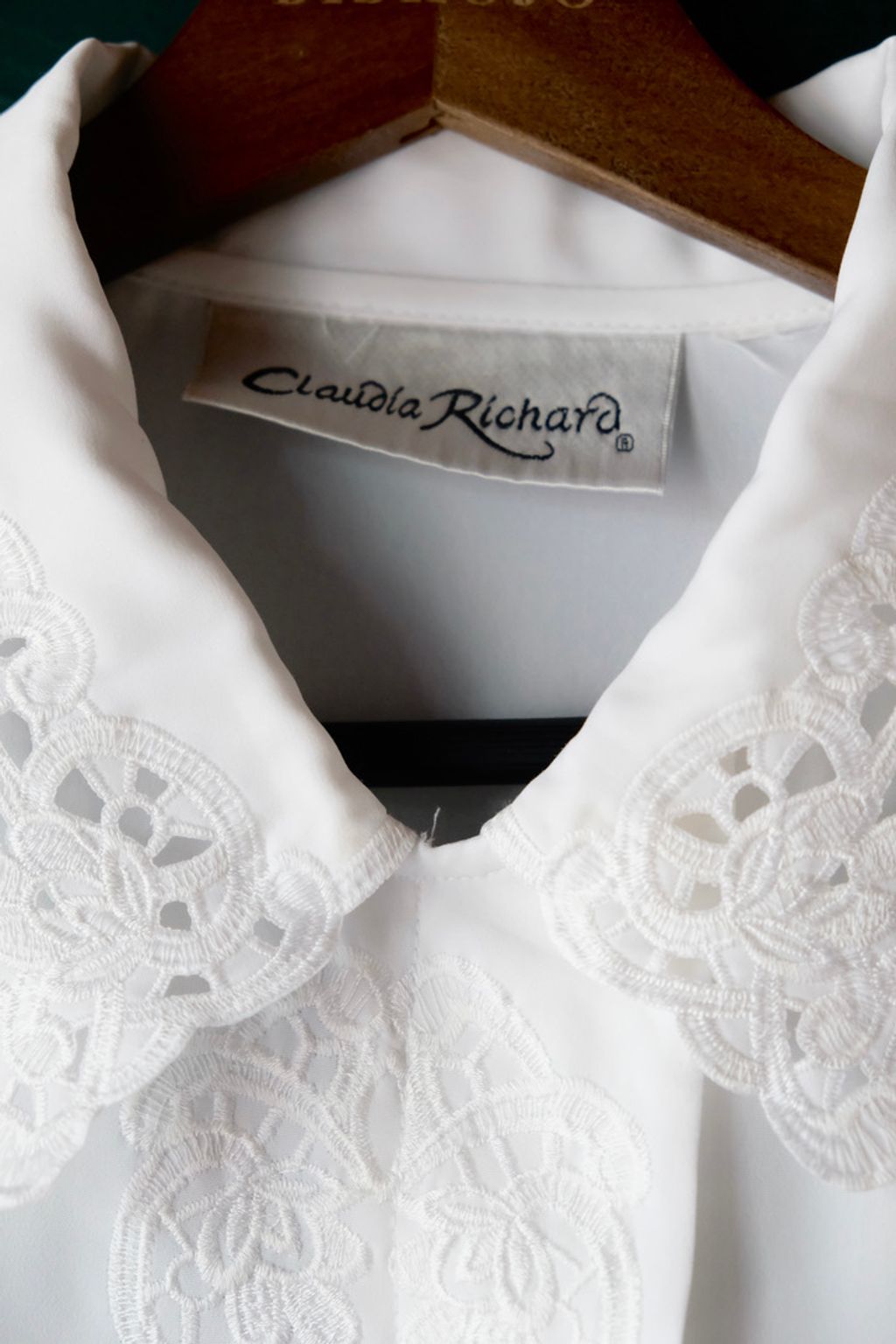 F14A31BE-C5A6-4E13-9E36-1D5B9577C6B7_1_105_c