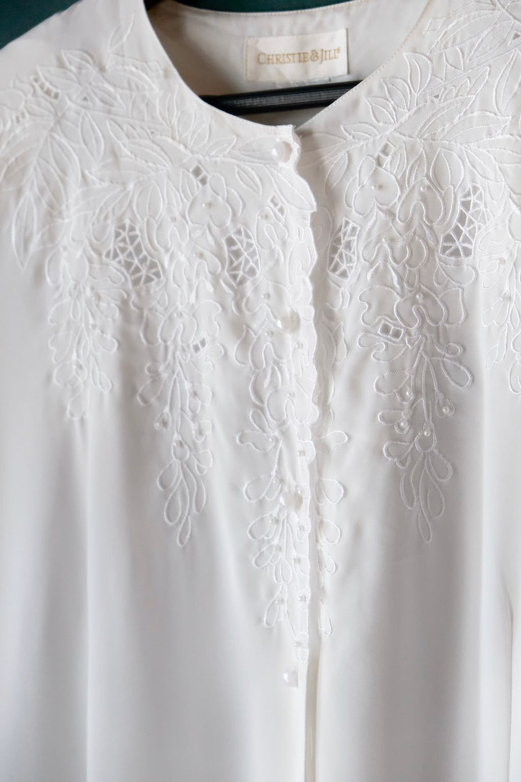 9A92E41D-8B1F-467E-B88C-1195C5613C6C_1_105_c