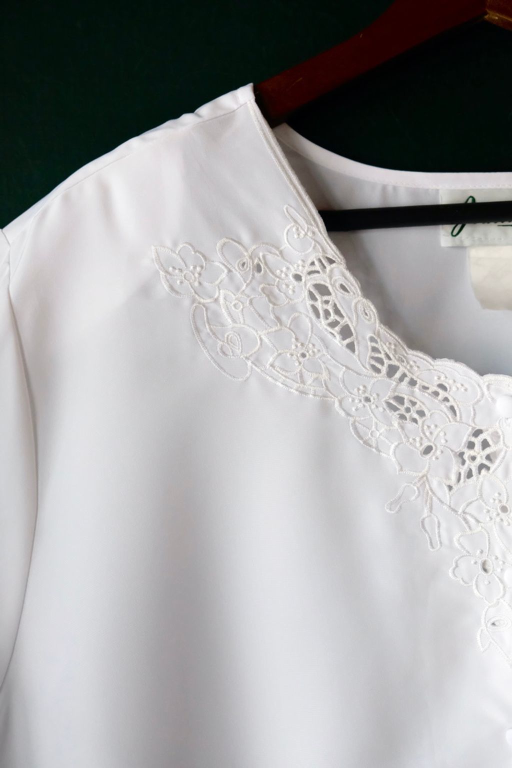 E232CA89-EF86-48D4-8628-324833C3AF48_1_105_c