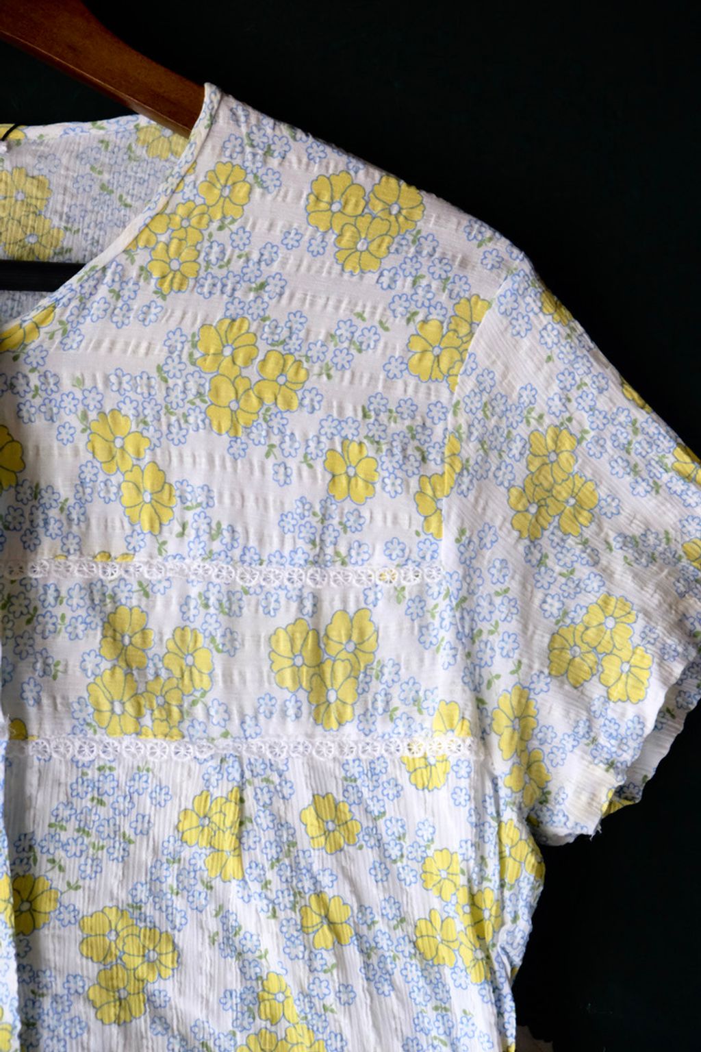 987B9F6B-699E-4AEF-B81C-3561097FF645_1_105_c