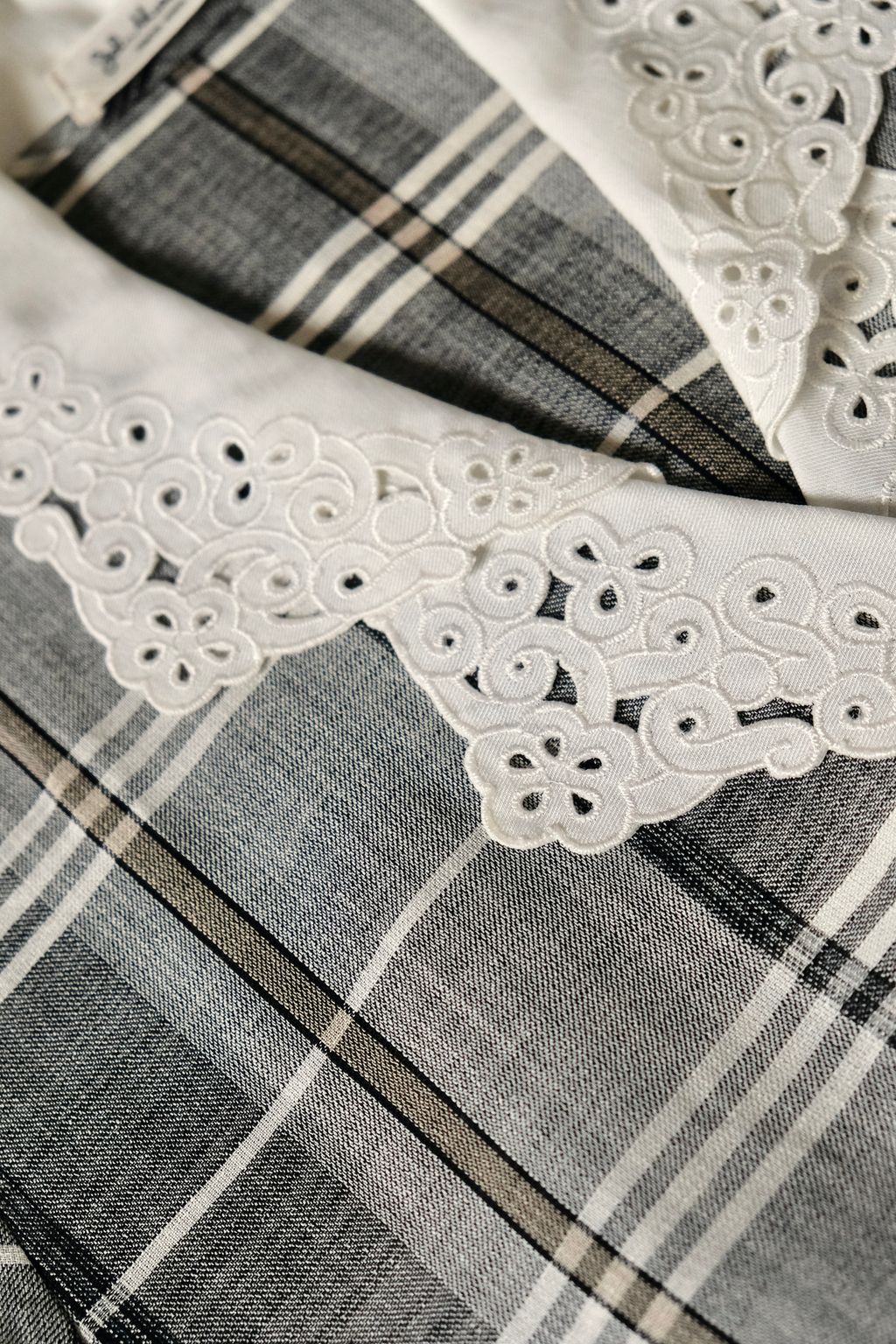 90BD8331-D5AF-475D-AACE-FFE54E707F46_1_201_a