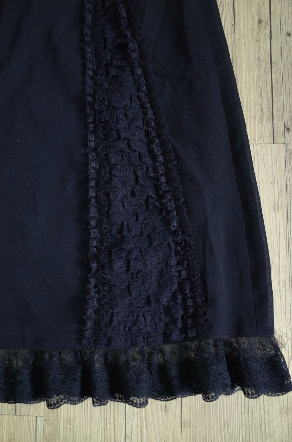 301AEFD4-4BA6-4F8F-B4DD-DAB51C04D422_1_201_a