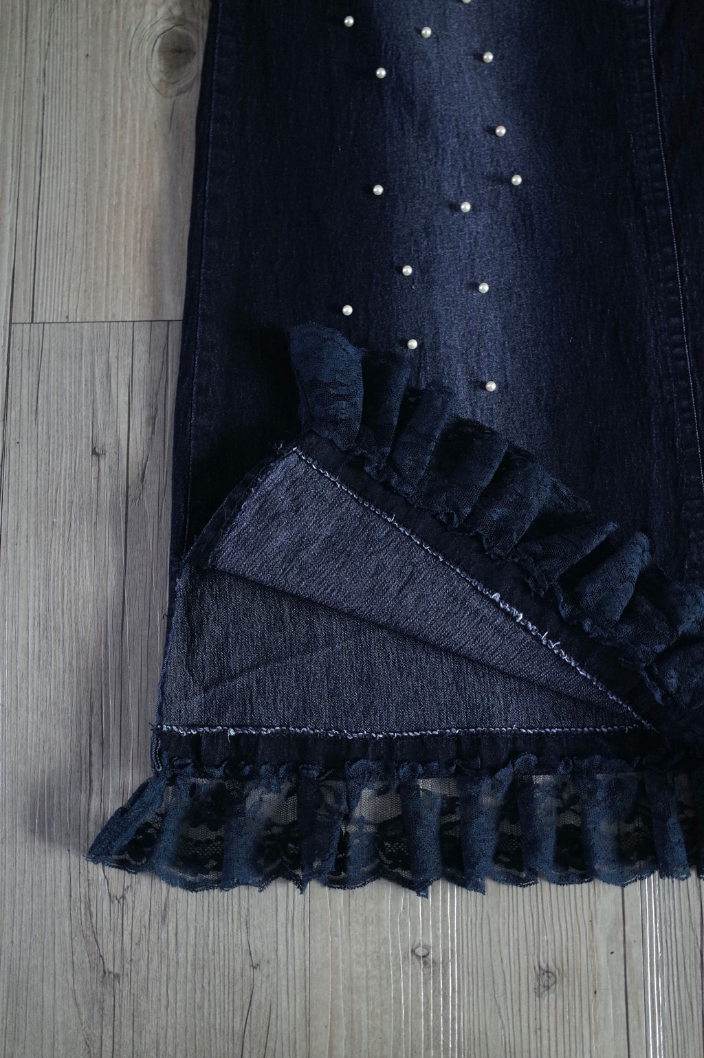 1F184AD0-79B6-4330-97A4-EDA206D8531F_1_201_a