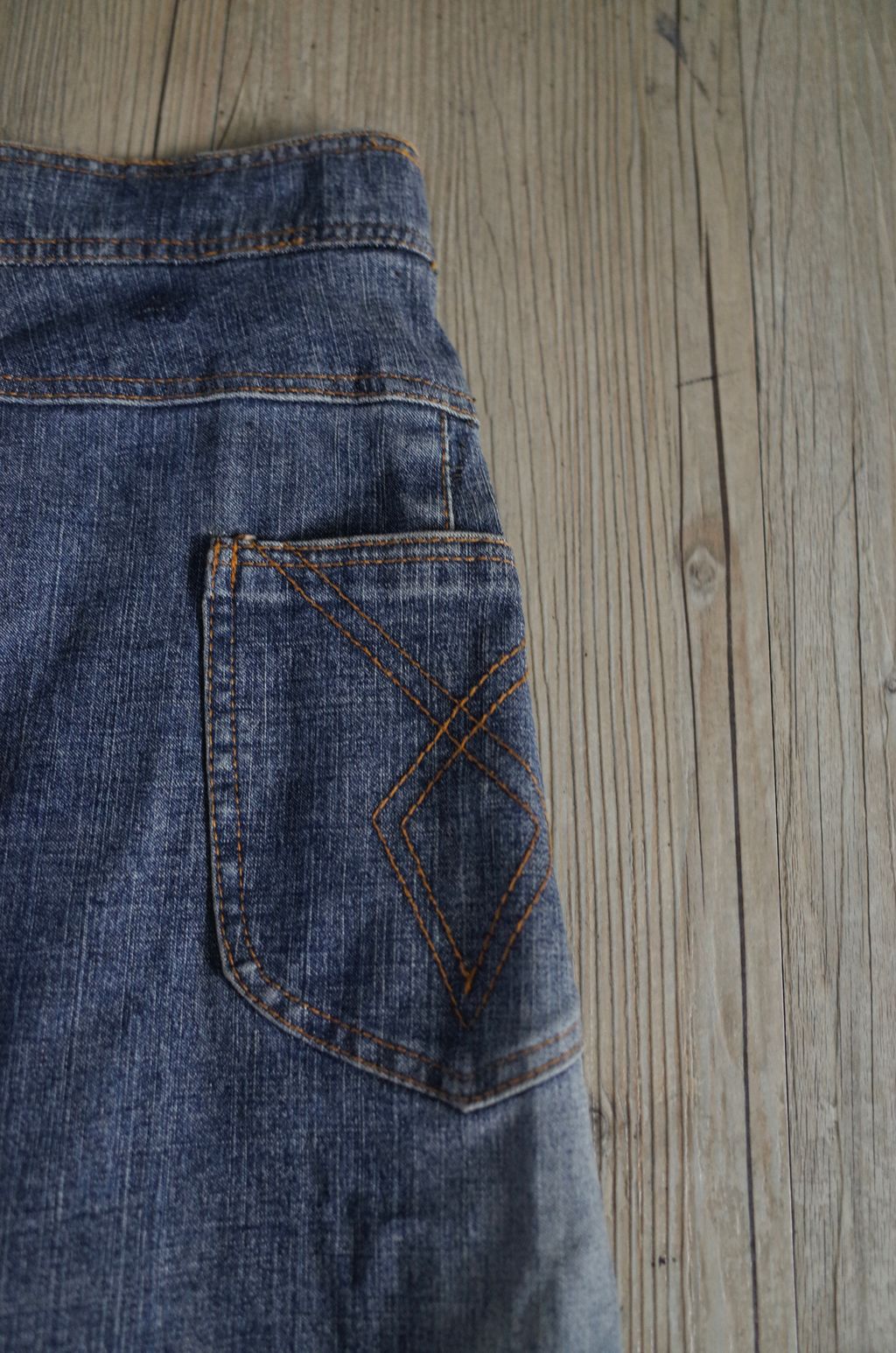 8B71D591-D1F1-4199-BBE9-9C1628EB87D8_1_201_a