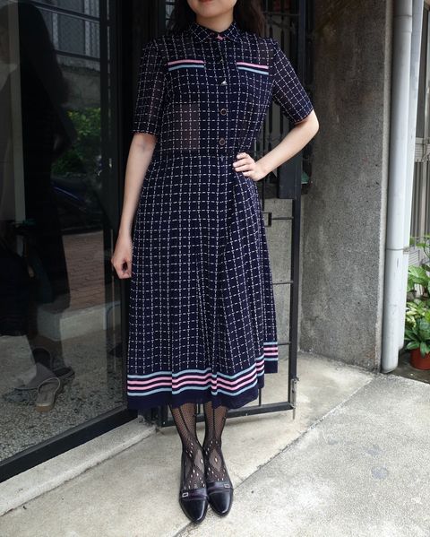 0B99BF68-4DDD-488F-A445-59244D1AA38E_1_201_a