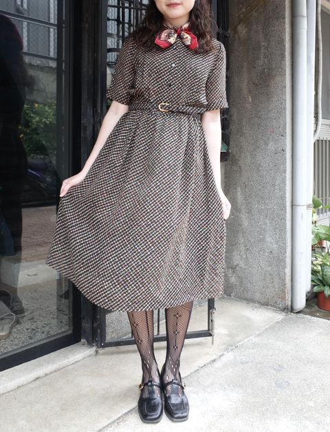 DFEA7AB5-9E90-423E-8F94-894C51A527A3_1_201_a