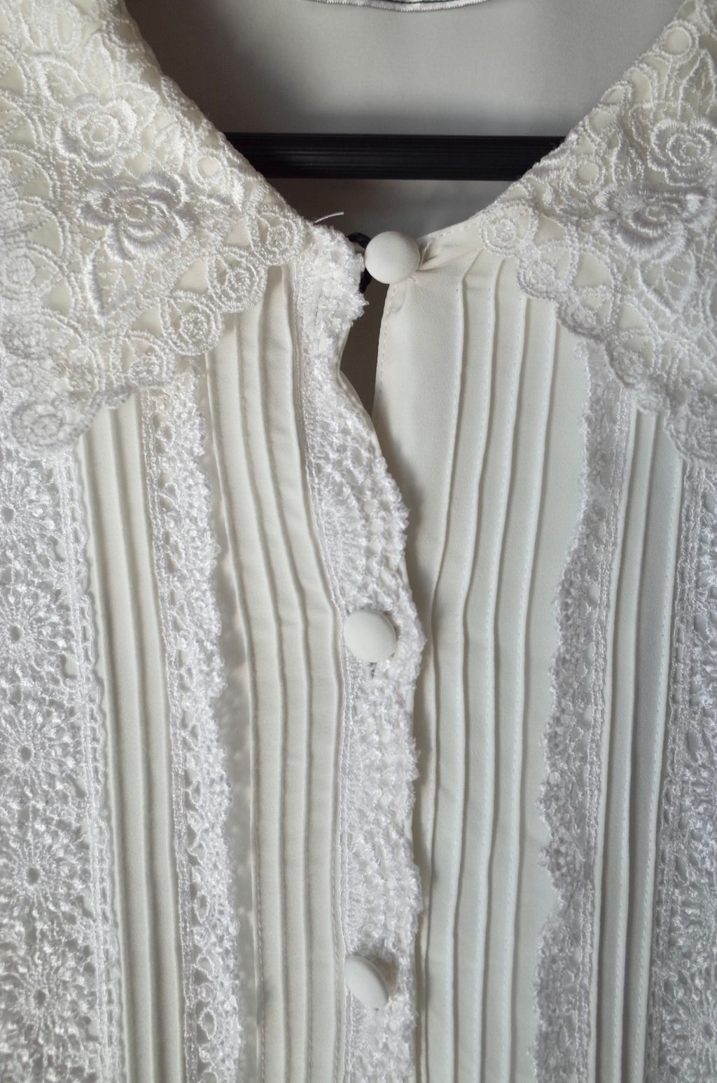 5A0CBEC2-6226-4C8D-A7A8-0092B14F5439_1_201_a