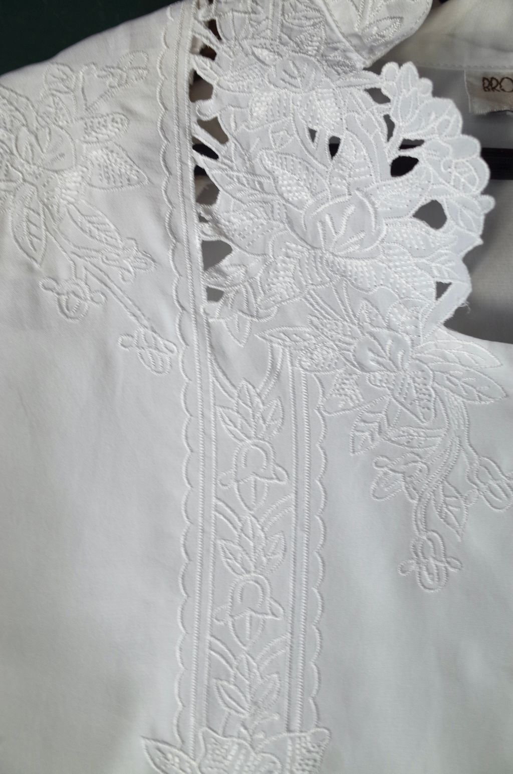 6BABEE4F-0D18-48D2-B05B-3D6BAB0C066E_1_201_a