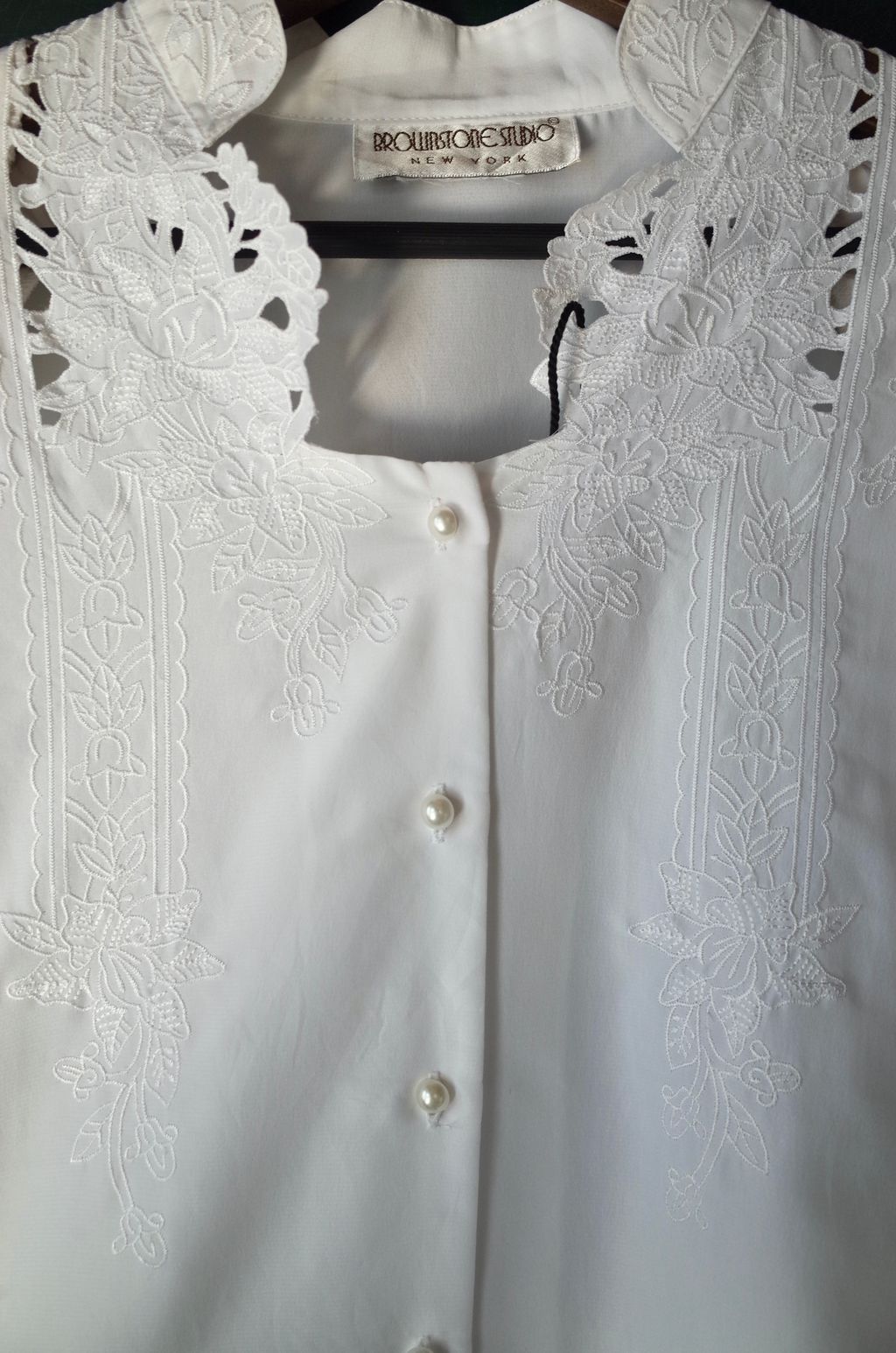 2B77C460-BD70-491F-AA8F-B1EAD1B8EFCF_1_201_a