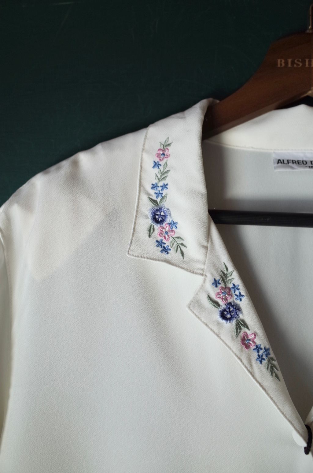 522F55EF-F139-417C-81F3-A75150073461_1_201_a