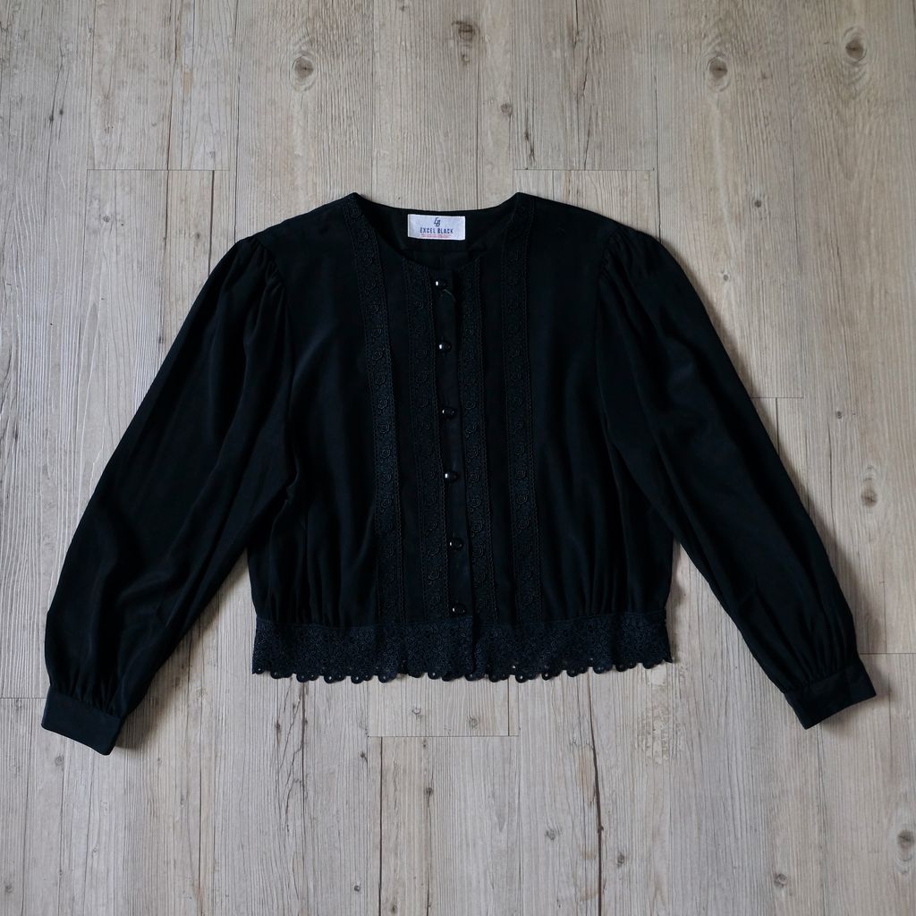 B57B9AEC-4AF9-4268-88AE-722C6660893F_1_201_a