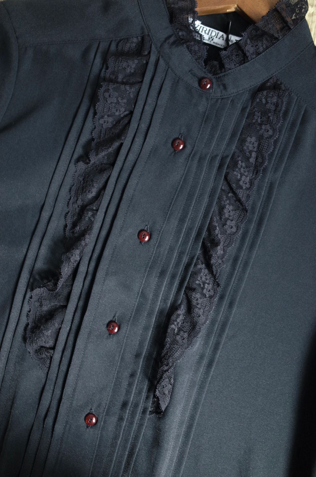 1B185484-E5DE-4ED0-8274-6DFFBDAE460A_1_201_a