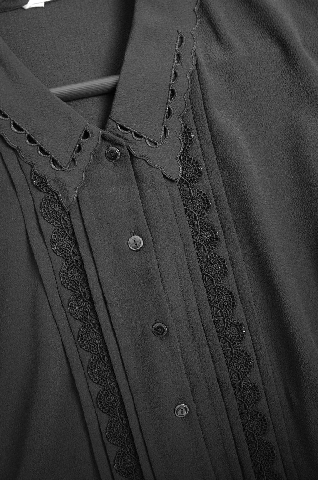 CB2BB075-44A9-42C3-AD1F-D35FD0531CD6_1_201_a