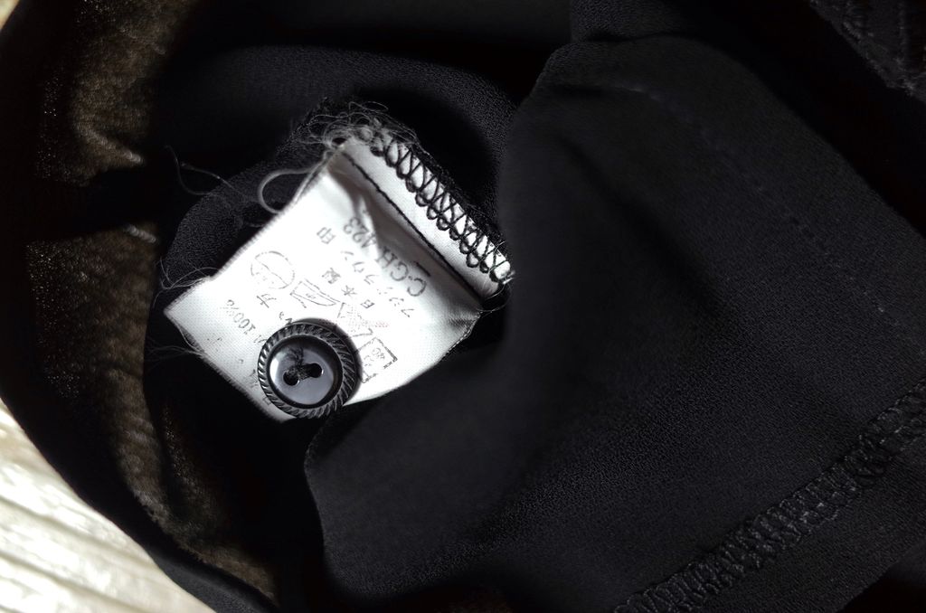 6CD552CE-C418-40CE-8108-B24EEDC954B8_1_201_a