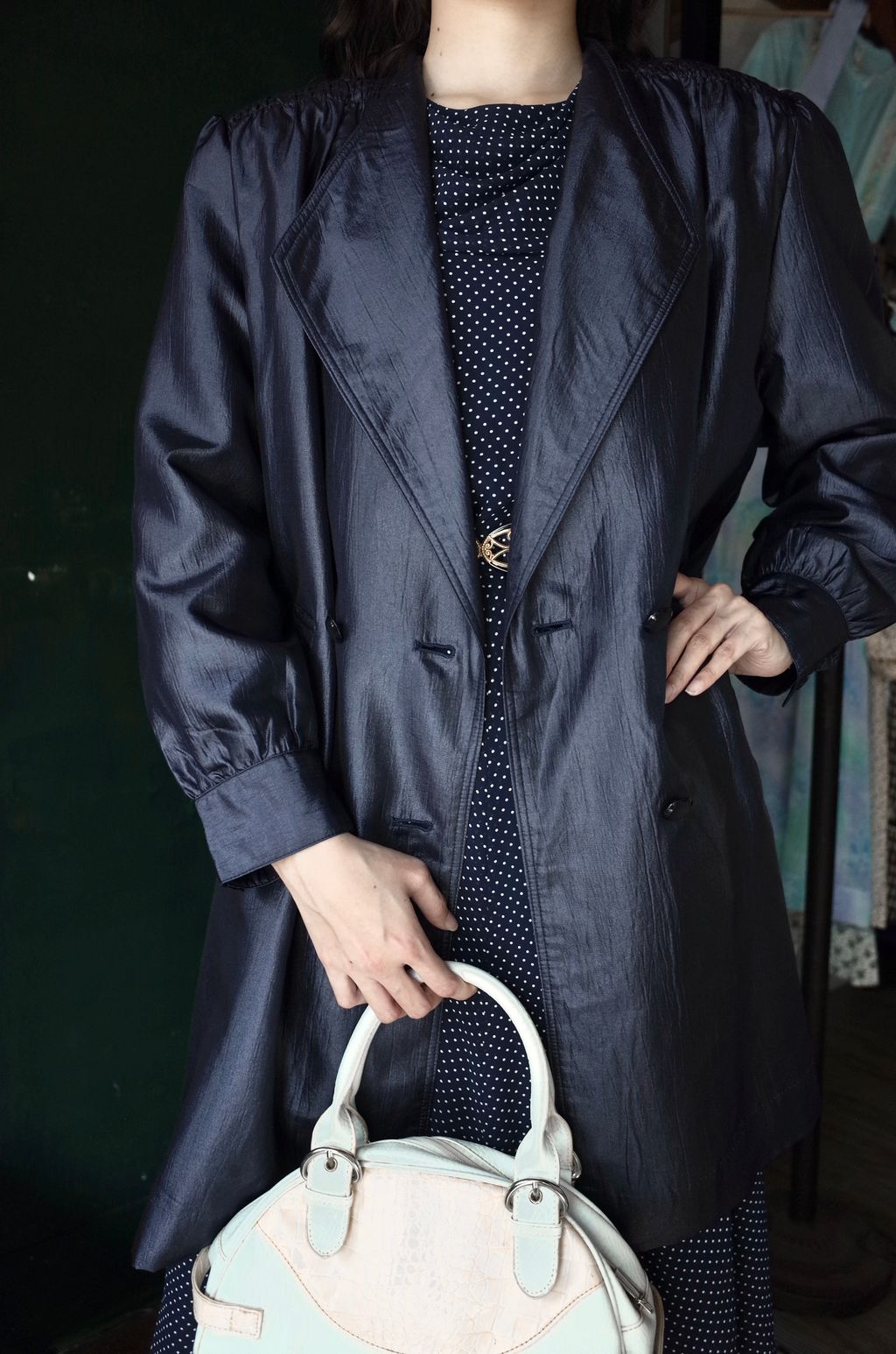 1DE98135-080E-4AE0-AC49-D1E537334ED5_1_201_a