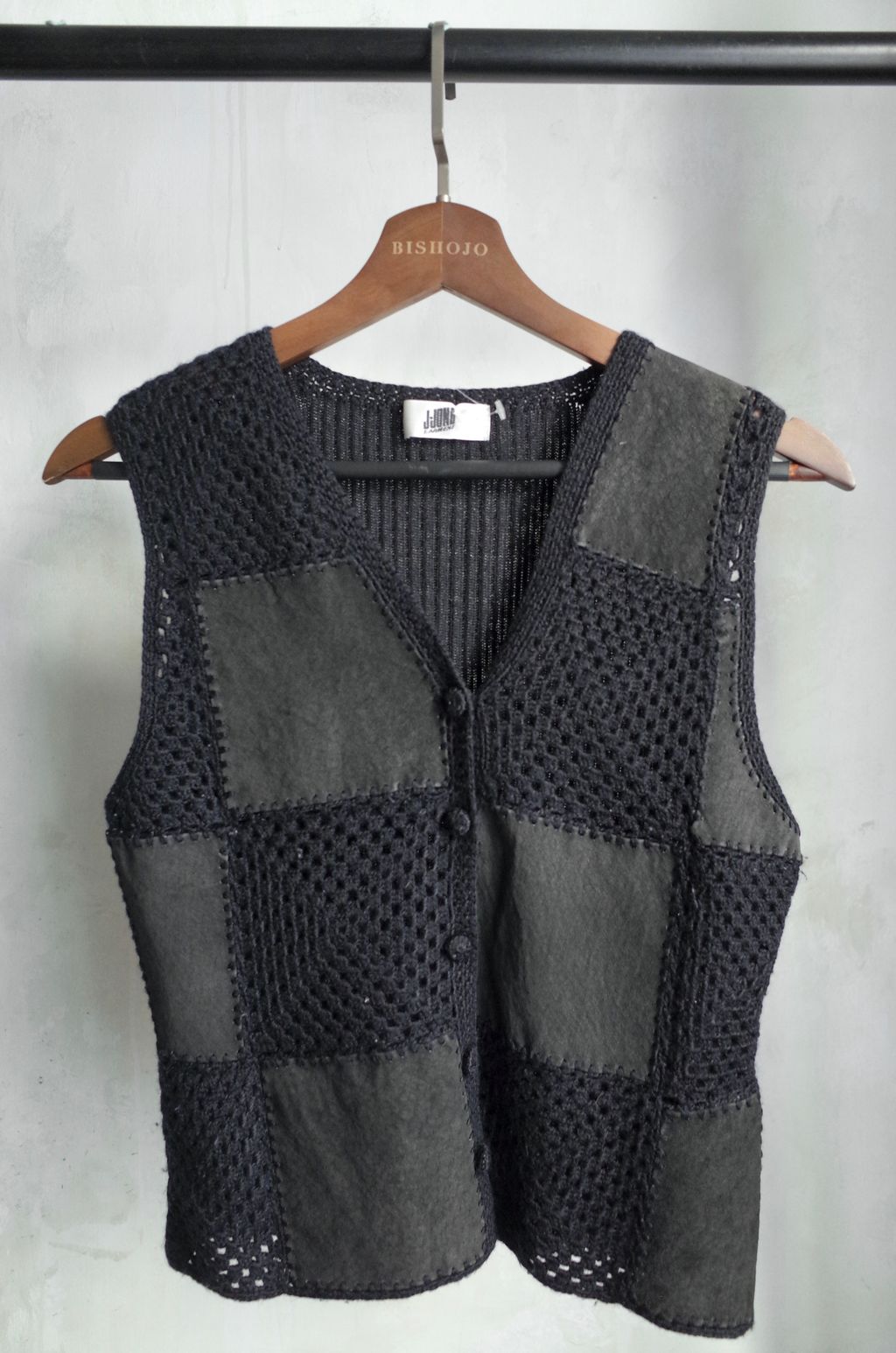 C00BF342-FF59-482A-A8A1-98E1845E701F_1_201_a