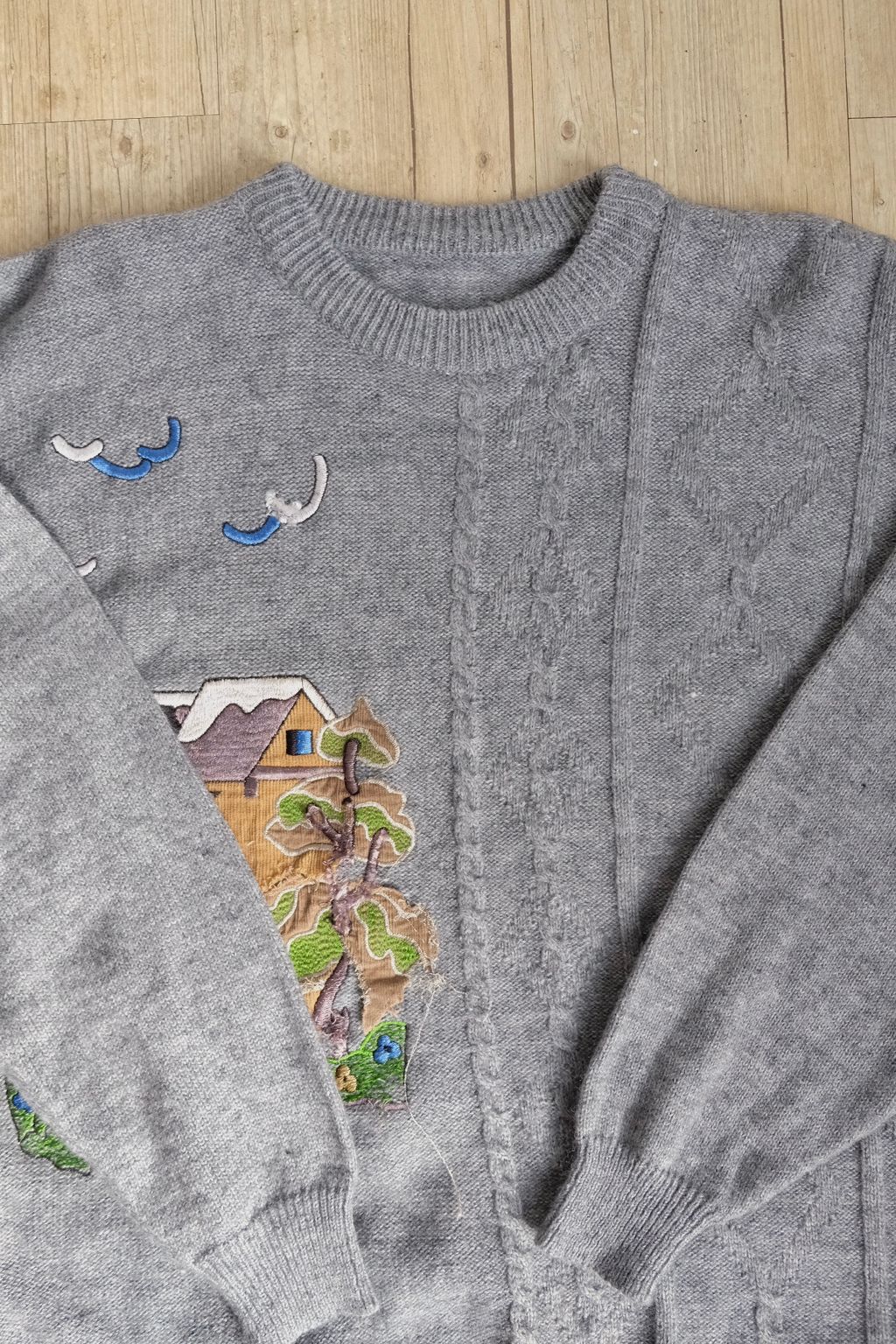 B0E179D4-7233-452D-ADED-35880252CB45_1_201_a