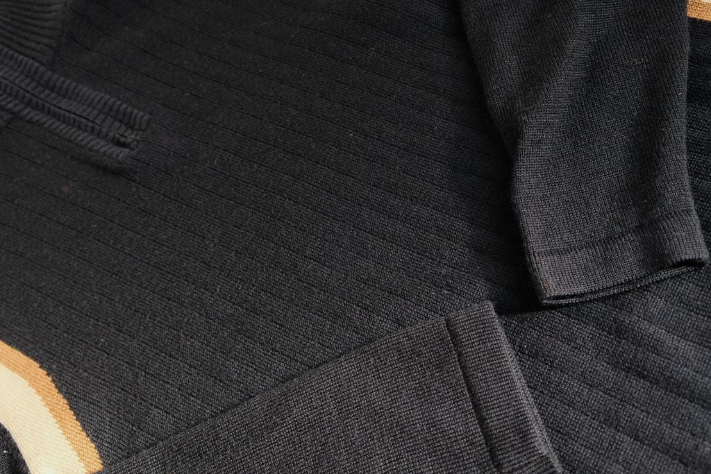 2985A382-58E8-4D8D-8670-48858735A8D2_1_201_a