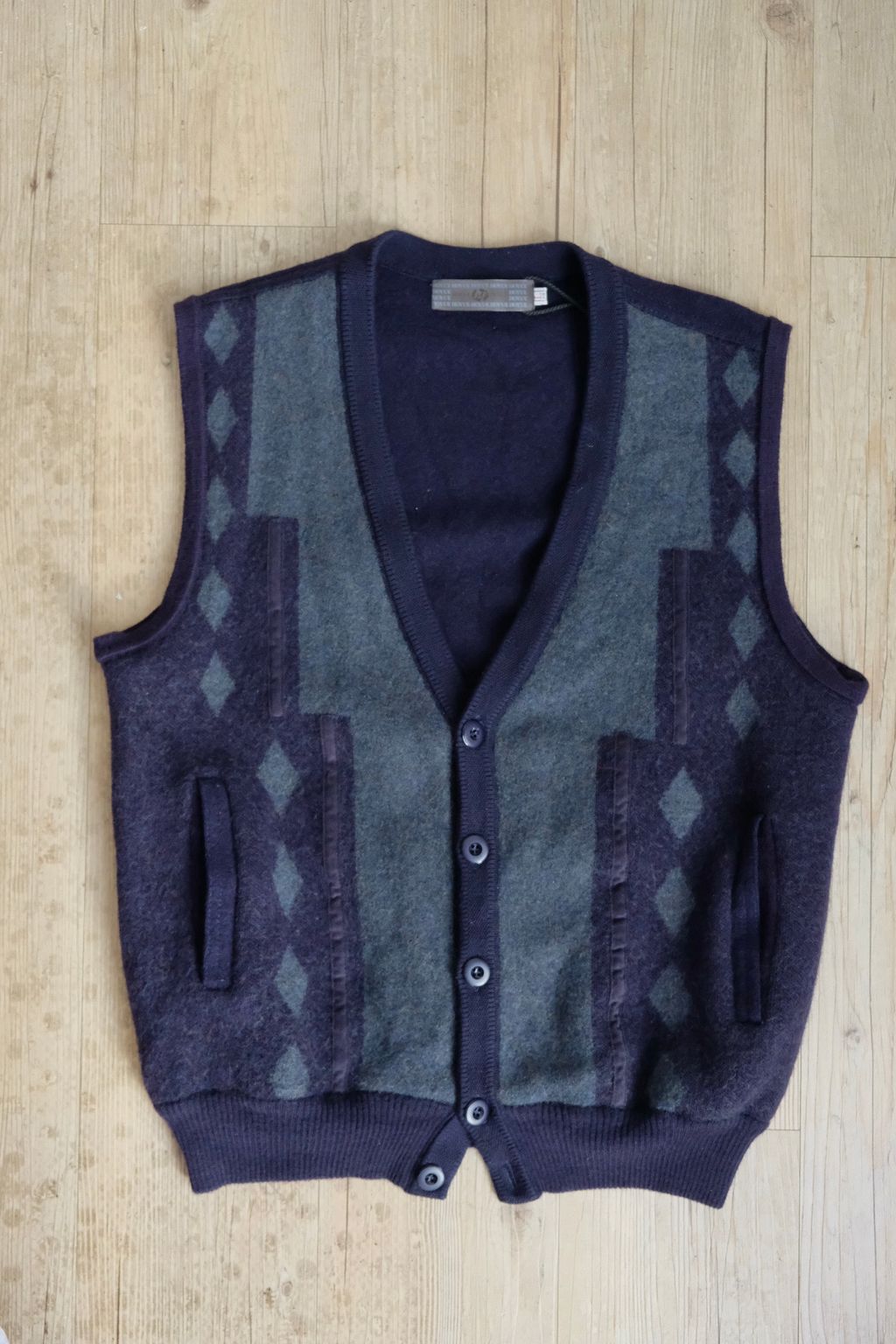 03AF5F68-1E4B-44CF-A604-69783A57F418_1_201_a