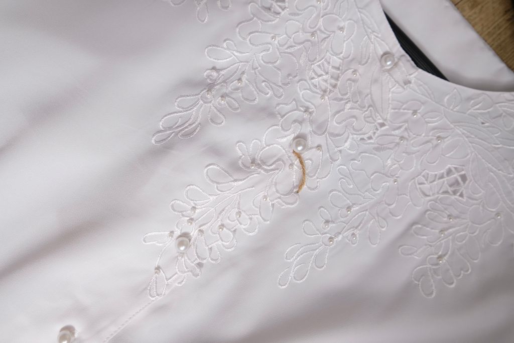 B18444C9-947A-47C6-9B42-ABFEFD78196D_1_201_a