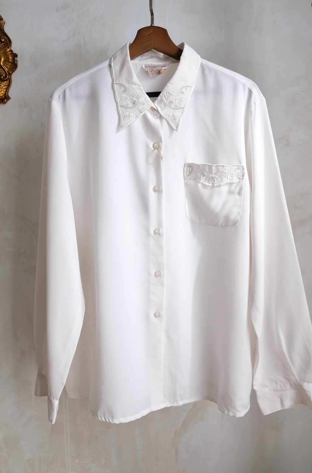 18C806F8-F0A9-491D-9918-F4B04E08BD10_1_201_a