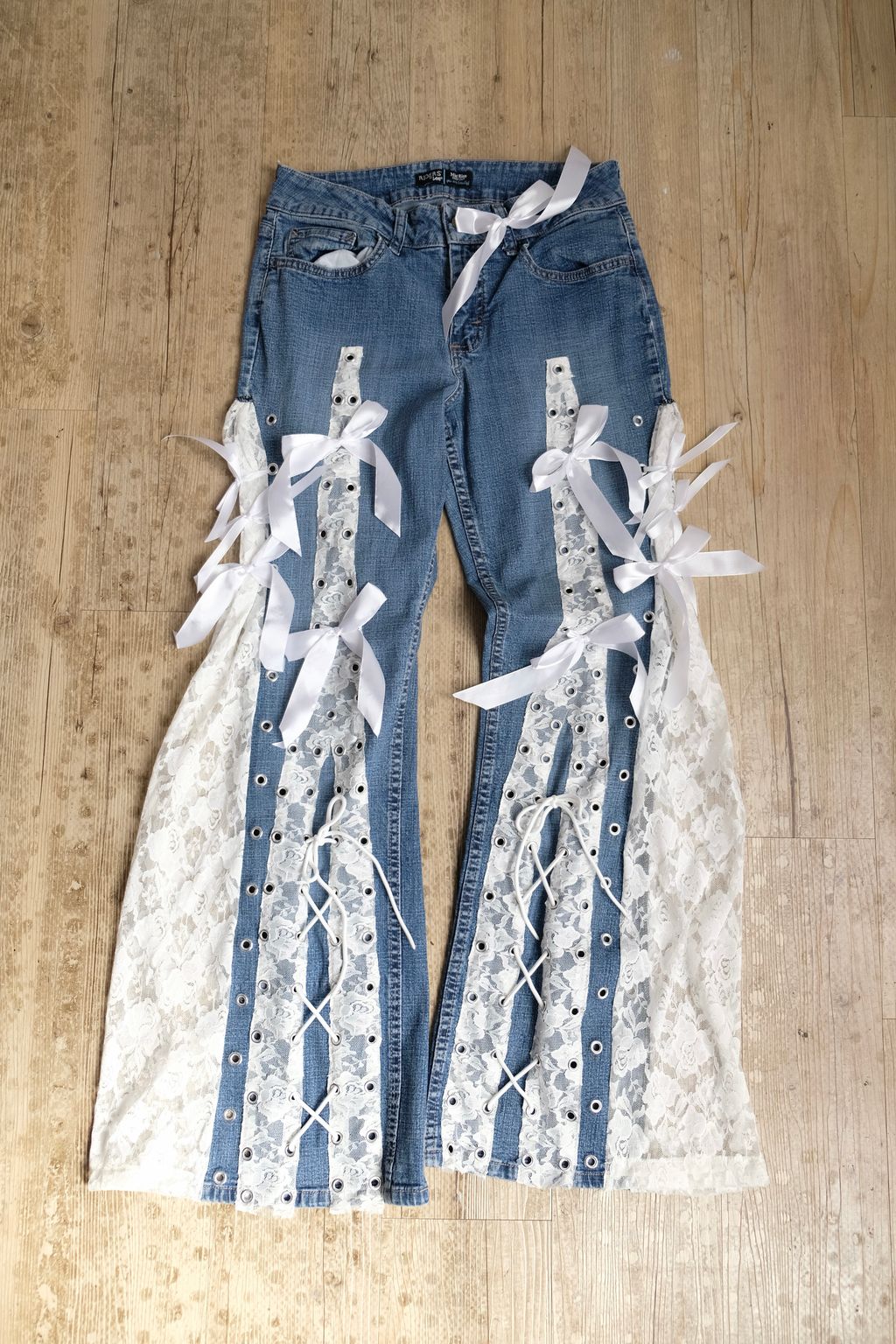 F62C68CE-858D-4521-B87E-5A8E0AD5EF71_1_201_a