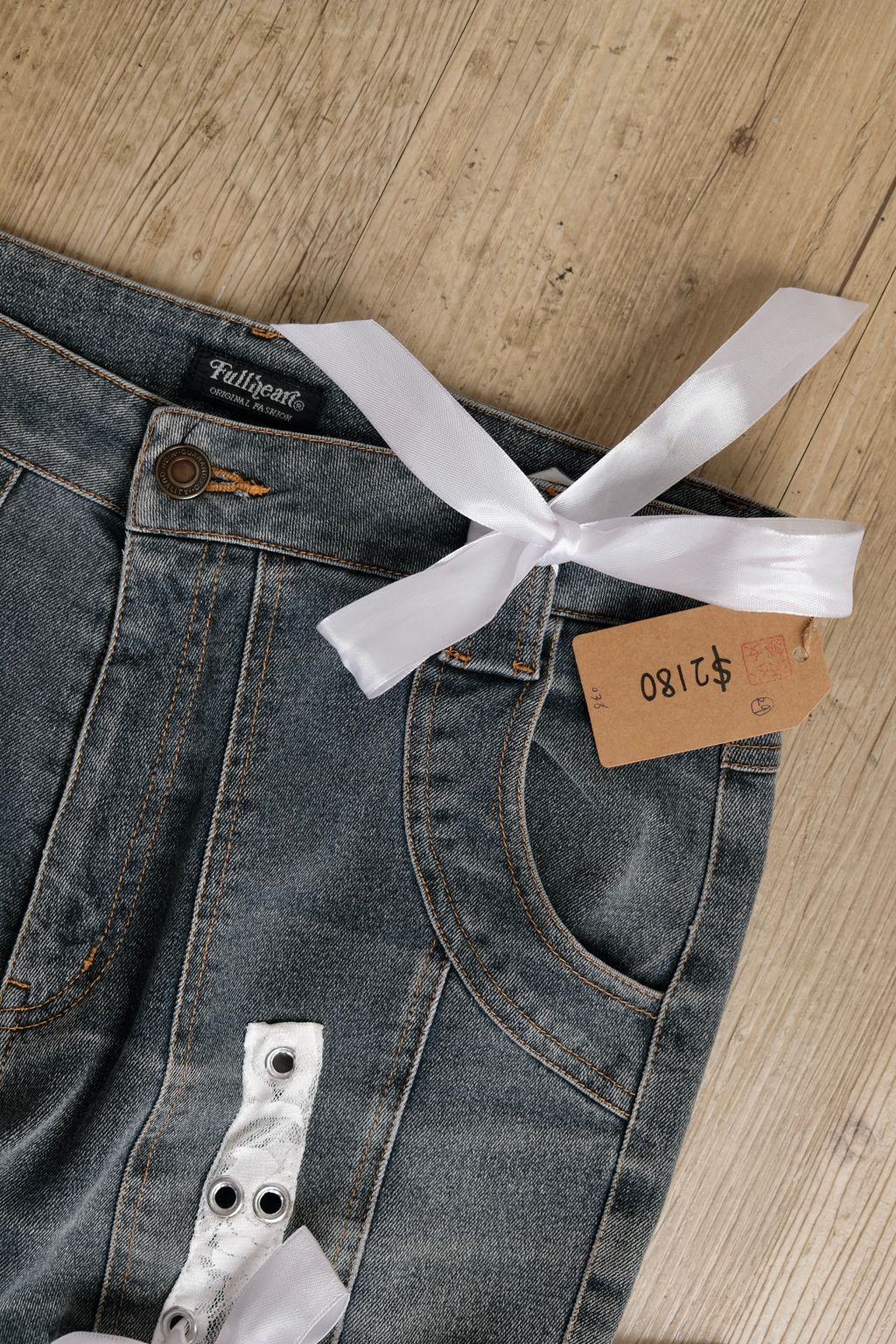 1C6905A5-4F6D-4CD9-A3FE-C3352F39418D_1_201_a