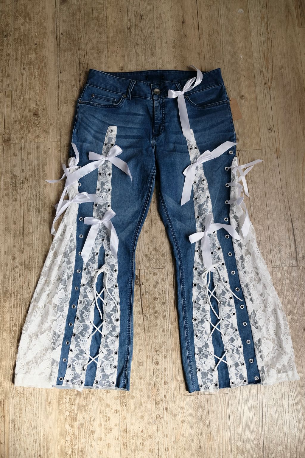 BCD42B06-06D5-429E-8AFE-D41BD6EF3C2D_1_201_a