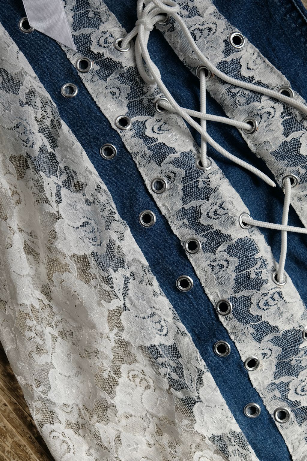 5A90426A-C618-471B-B651-948005BD8E6B_1_201_a