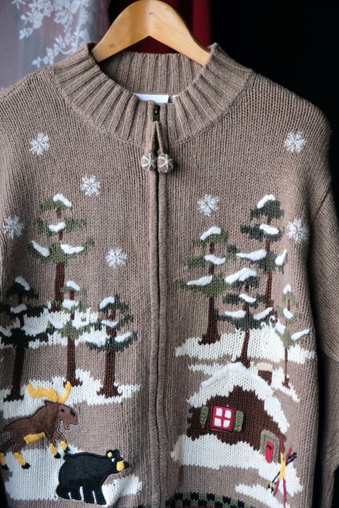 64401B90-6D22-4569-A2B1-F7B8937A2DE6_1_201_a