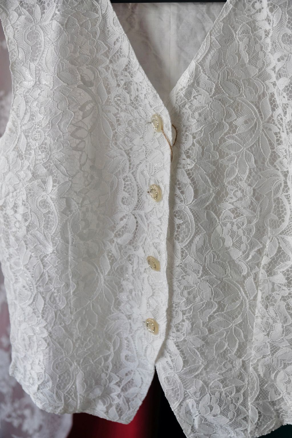 6D5DDD6C-50A0-4D28-899B-83EC3FB2BAF7_1_201_a