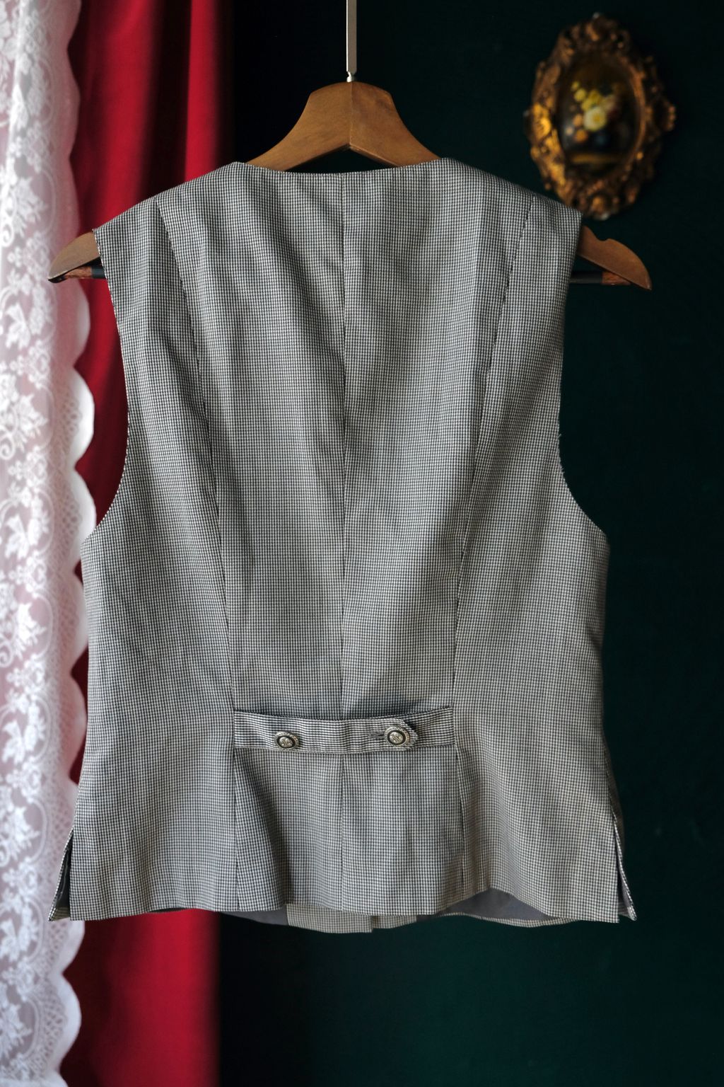 E76B2DEF-AA0F-4BB5-BF14-1AA417501B02_1_201_a