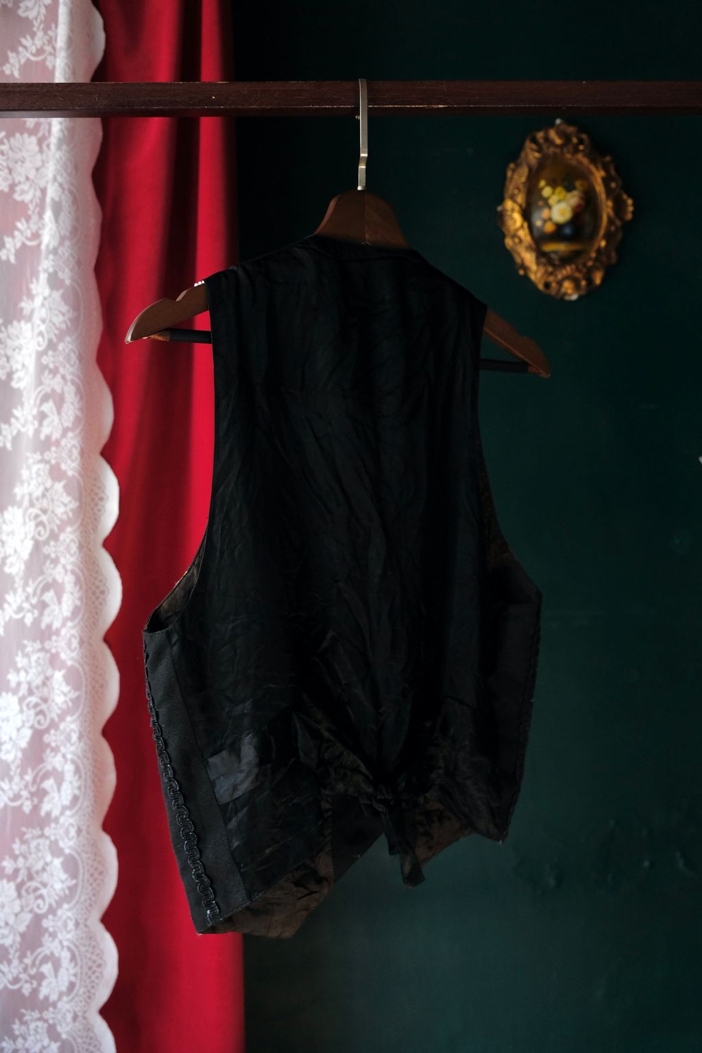 DC1C4E9A-4451-4C2C-9F78-B5EA24504B83_1_201_a