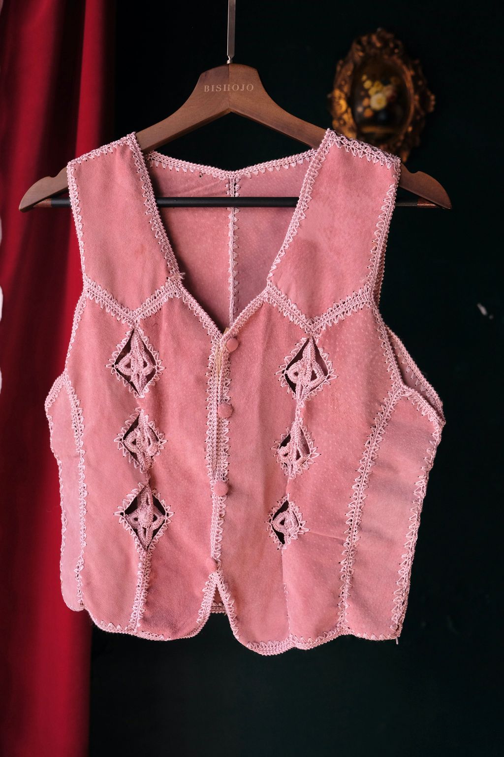 9840C242-F286-4A5A-8688-AEF20596EB86_1_201_a