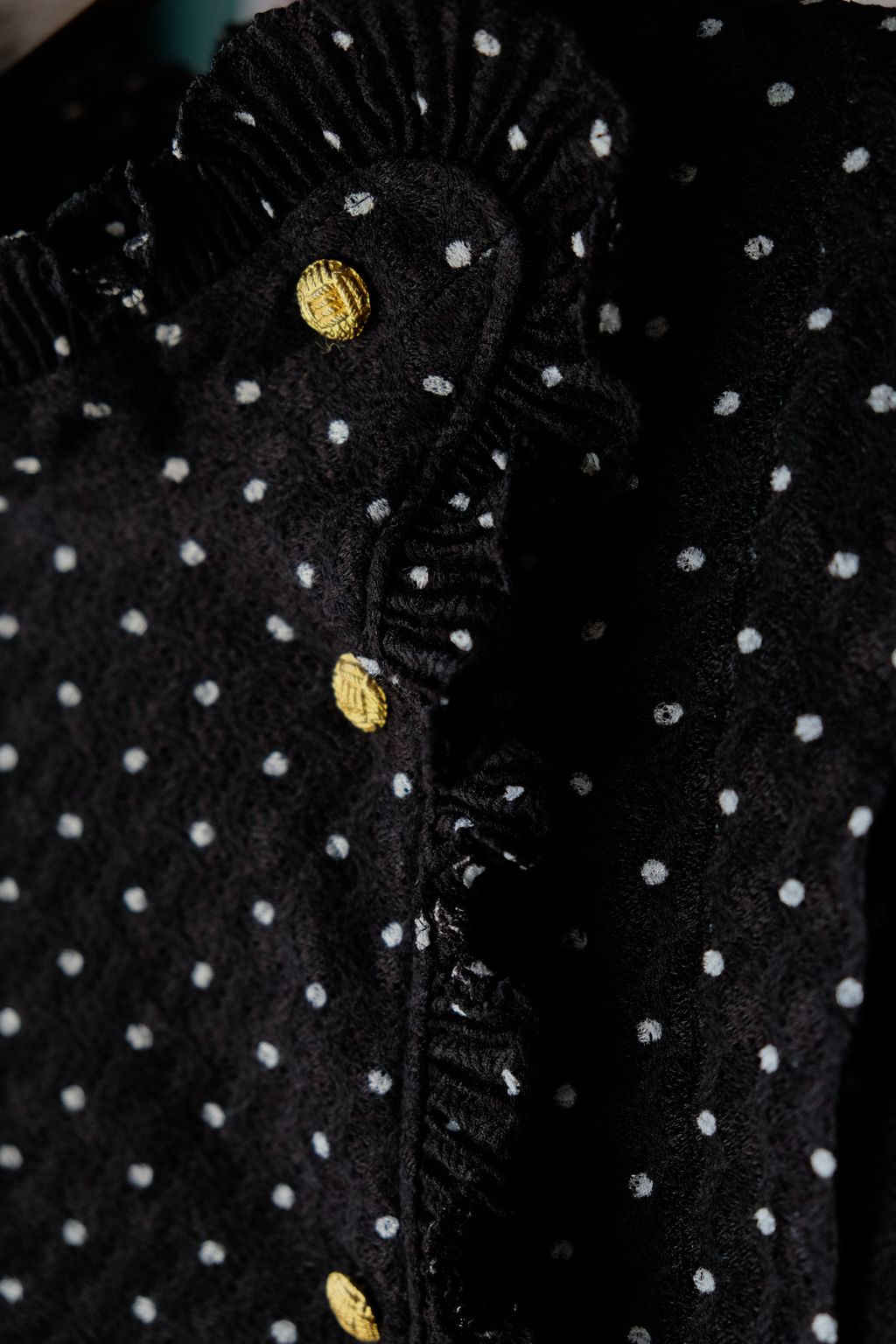 6F681004-66BB-4A4C-A12D-B7907CB61FC5_1_201_a