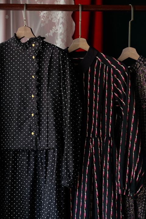 DF56DB1E-FC7B-451B-B67C-C96CF176C30D_1_201_a