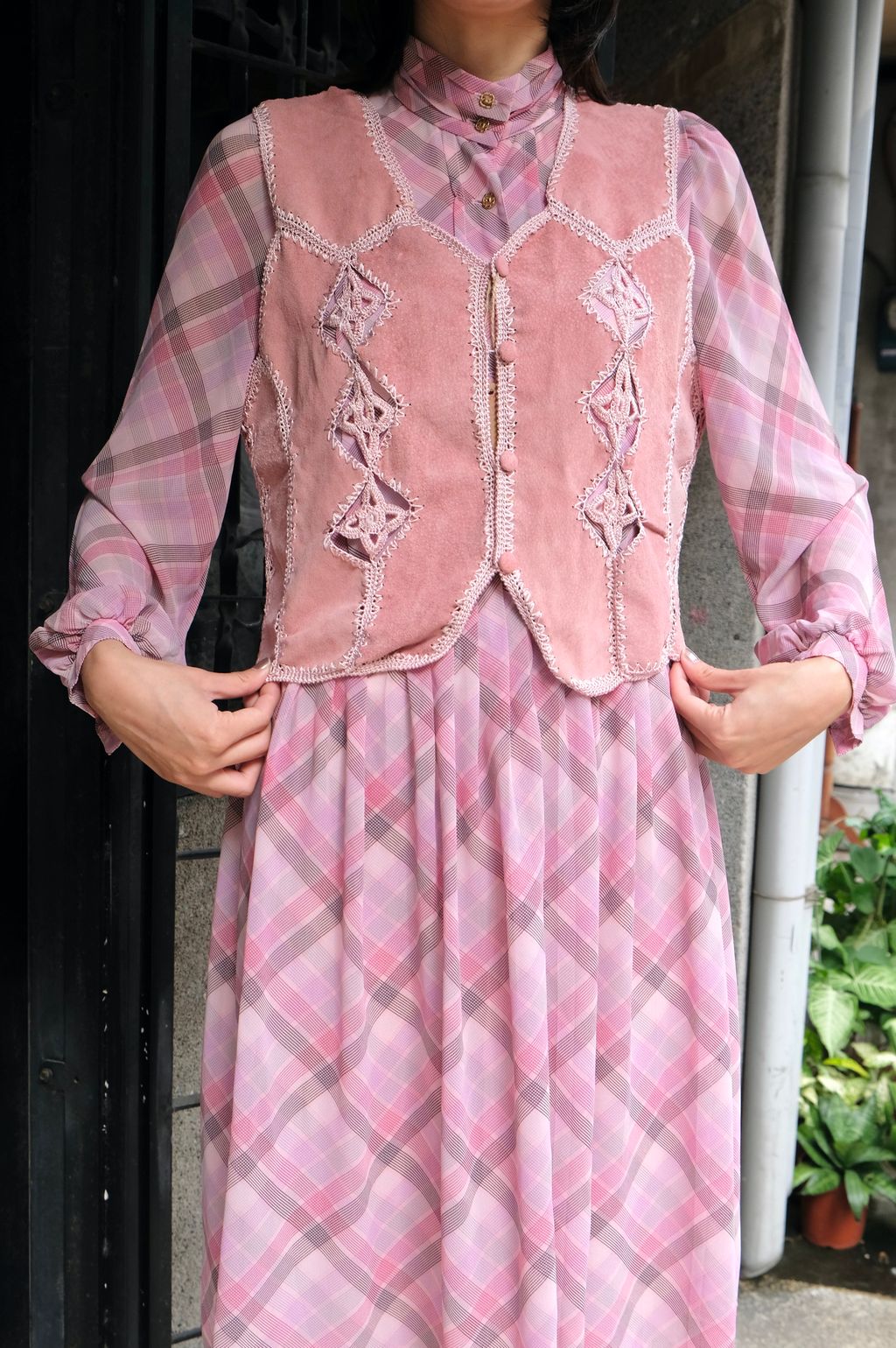 99E6038F-2A89-4753-9A32-144029EFD8EF_1_201_a