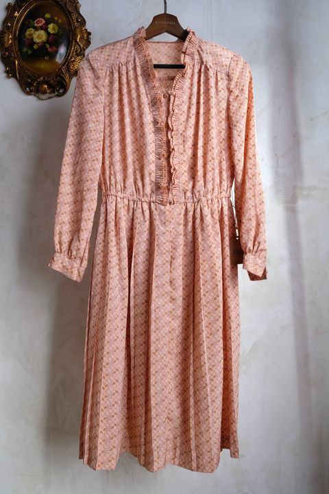 AC332895-E176-4A23-8CDA-3790451563C6_1_201_a