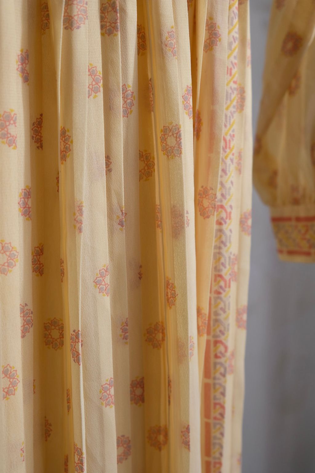 C1D04BE1-CC4D-45FE-94FD-47D97FD8F0A0_1_105_c