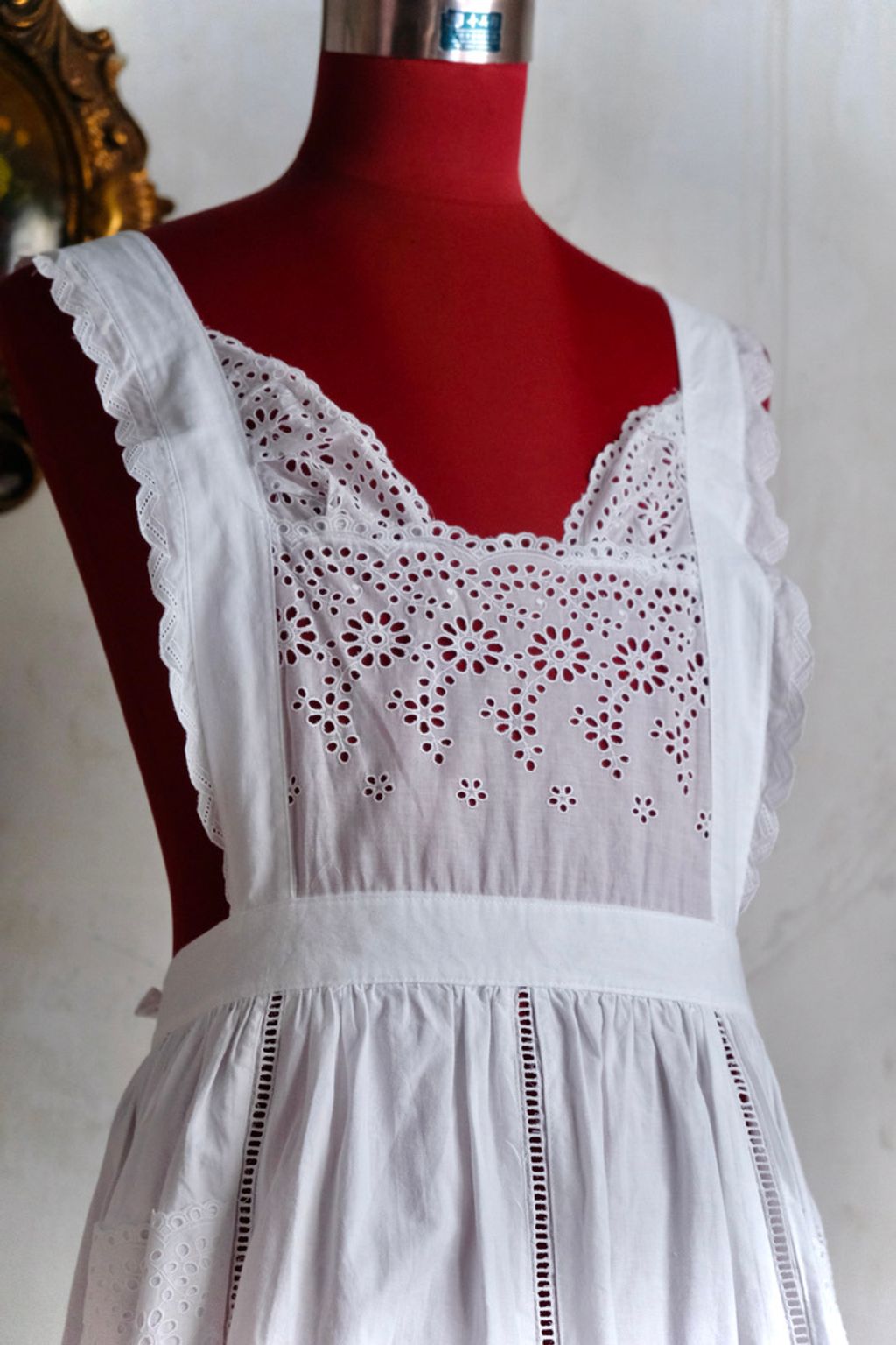 DE3006C2-BD3D-439B-B9C5-39F97D1FEC8A_1_105_c