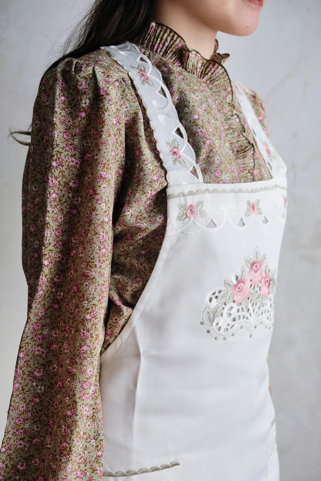 AF87939D-2AE6-4274-B02A-1AA840B60B37_1_201_a