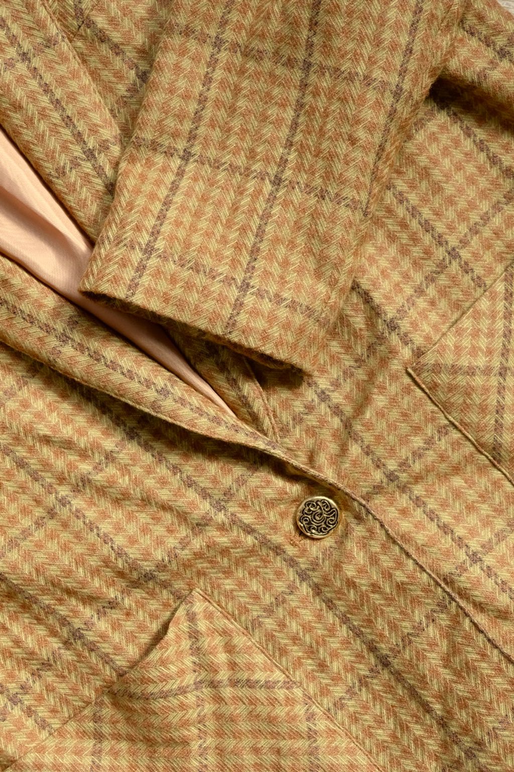 C5FB416E-A92B-4031-81E3-3A8974CD4B38_1_105_c