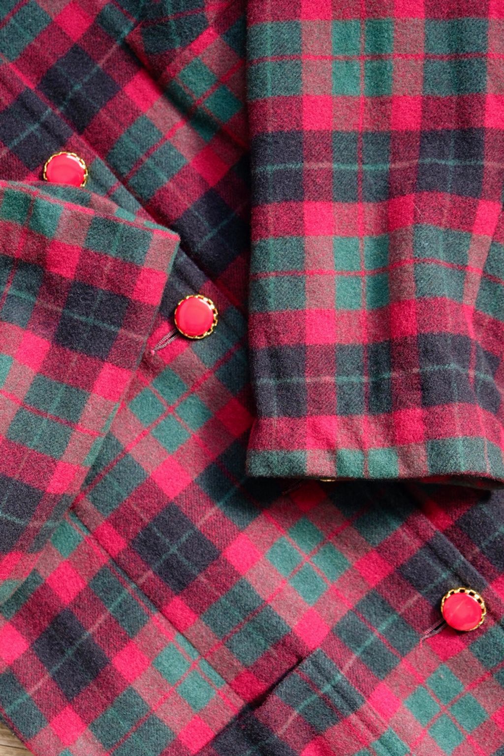 405E75CA-48F9-442F-99AE-84D3D0573B3A_1_105_c