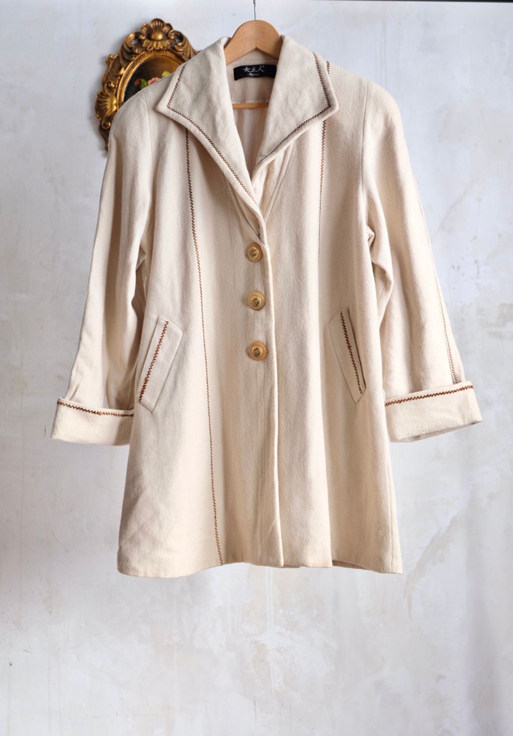 FE240C58-055C-4253-A65C-1F63C8AE6F79_1_105_c