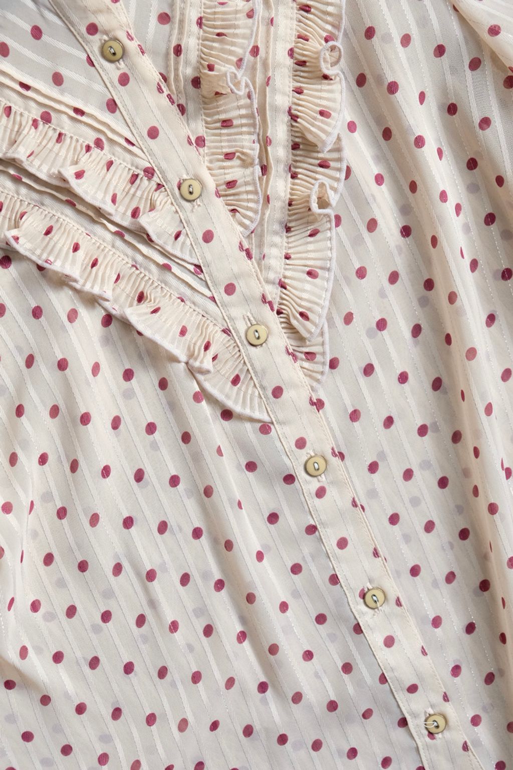 4A19FEA5-D9F9-4027-83F1-0D79AFF437FB_1_105_c