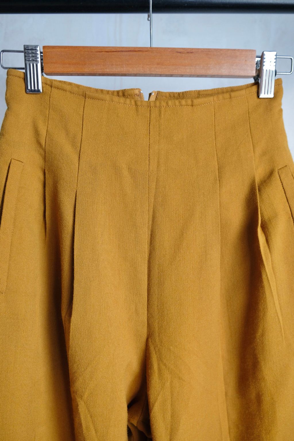 B81B191C-9688-440C-AF1D-2B907FA4E338_1_105_c